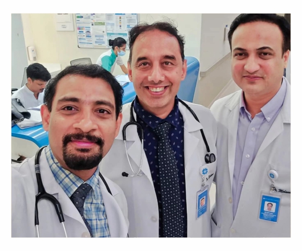 Best Spine Surgeon in dubai, UAE - Dr. Mehendi Hassan Ansari 